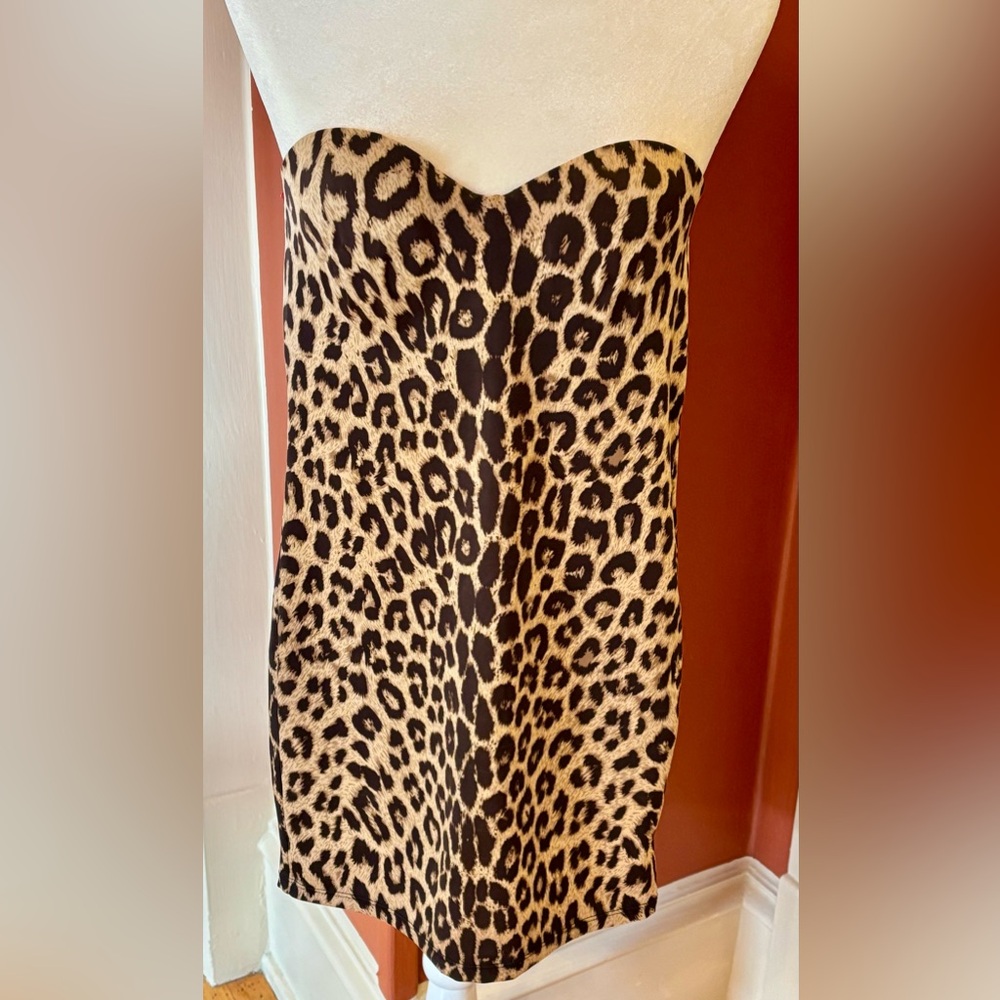 F.I.T Leopard Print Strapless Body Bra